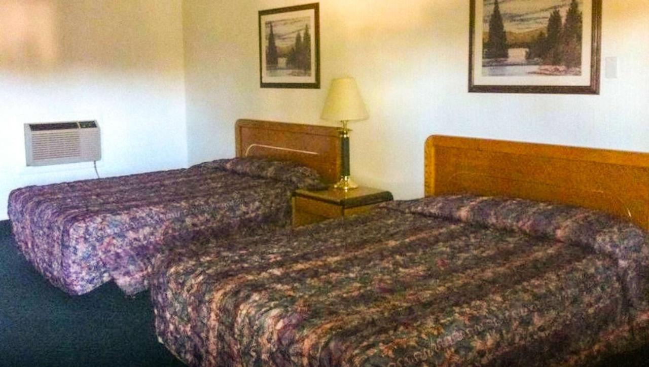 Juniper Motel Madras Bagian luar foto