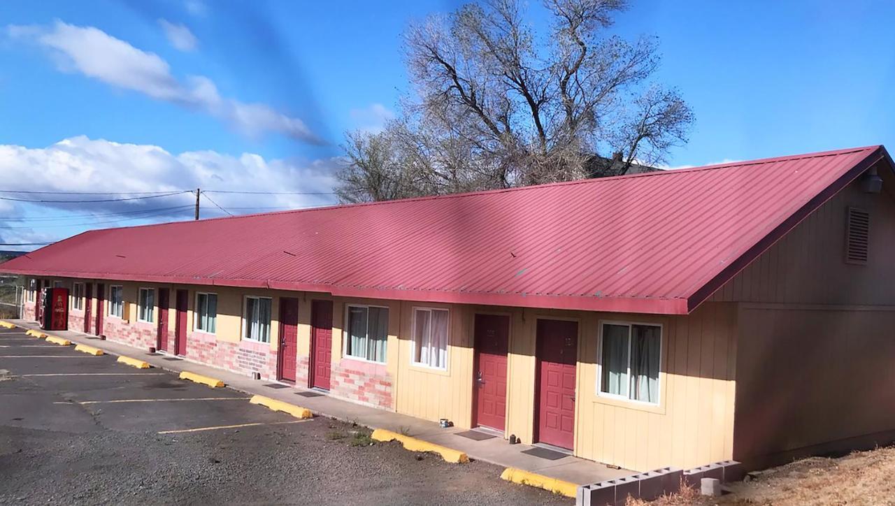 Juniper Motel Madras Bagian luar foto