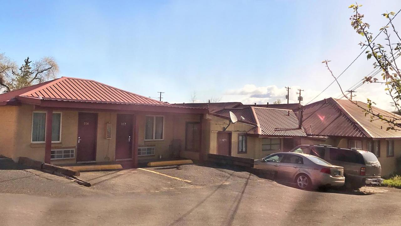 Juniper Motel Madras Bagian luar foto
